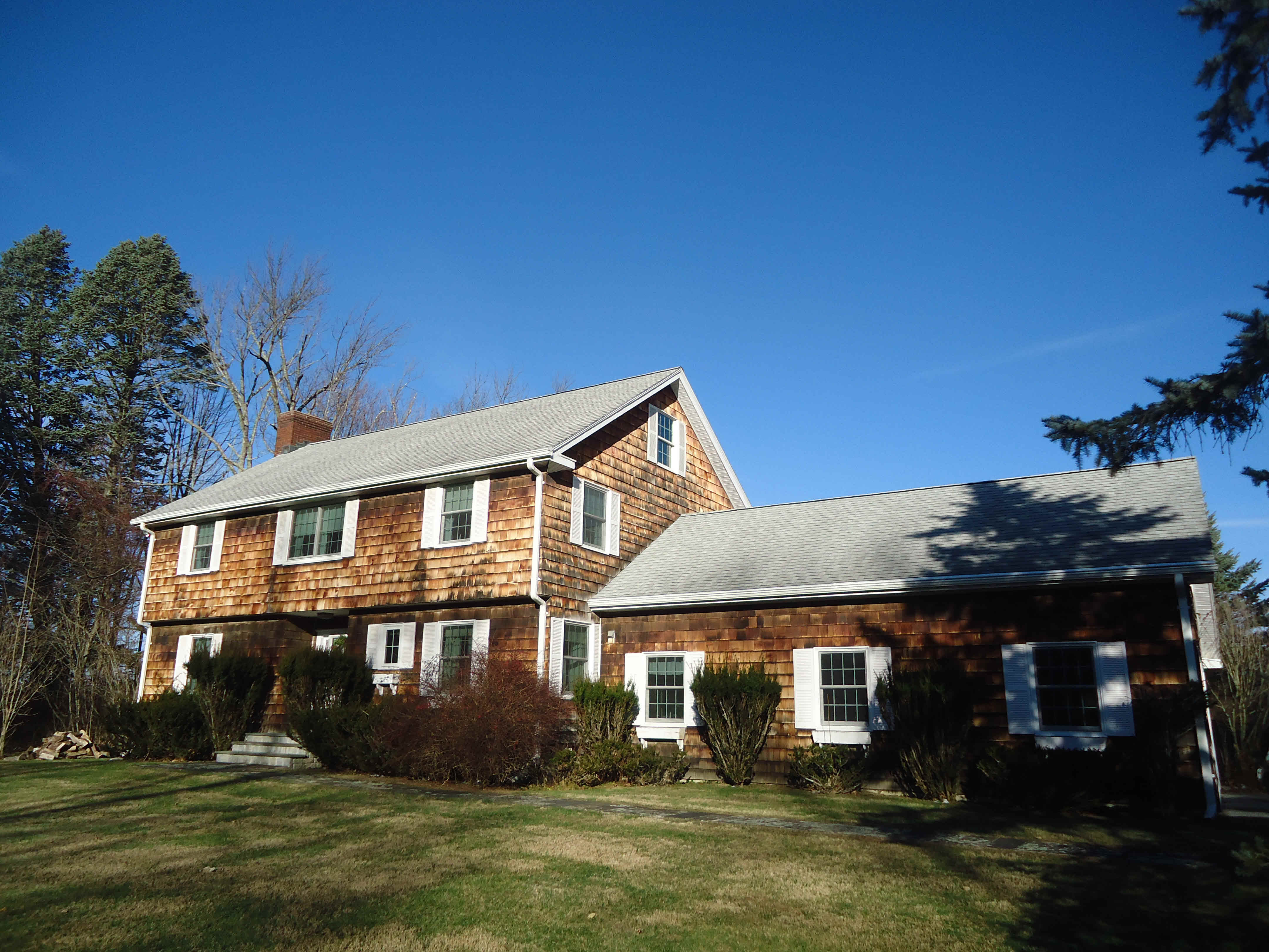 Building photograph for 8 SARAH SANFORD RD EAST